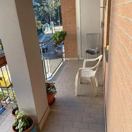Apartment Est La Casa Di Lorenzo